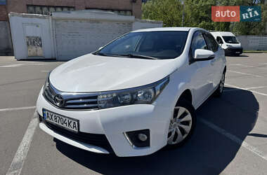 Седан Toyota Corolla 2013 в Києві