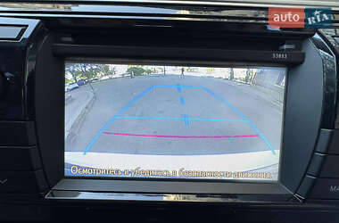 Седан Toyota Corolla 2013 в 