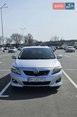 Седан Toyota Corolla 2008 в Днепре