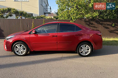 Седан Toyota Corolla 2014 в 