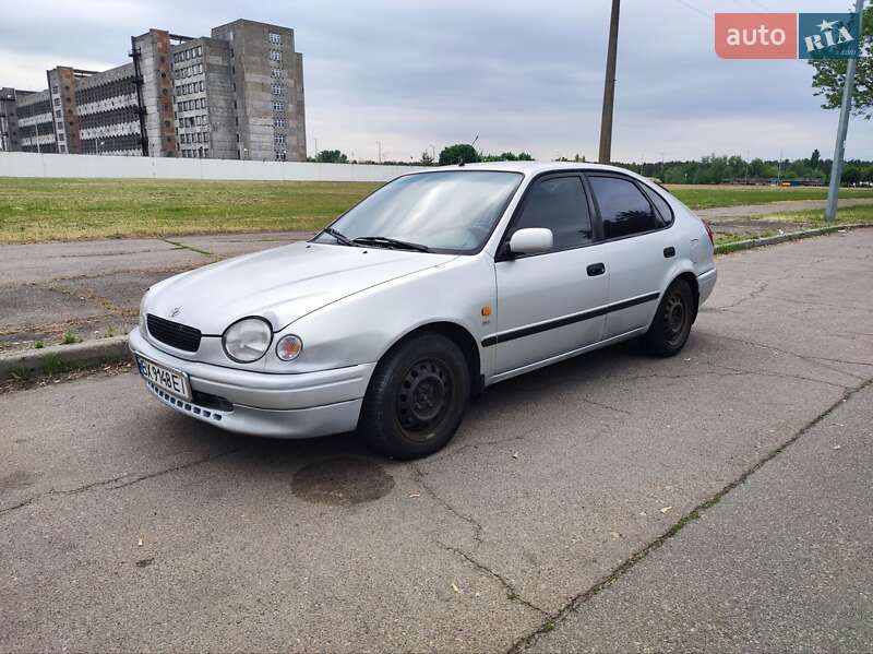 Toyota Corolla 1998