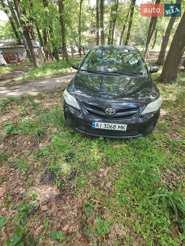 Седан Toyota Corolla 2012 в Добропіллі
