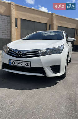 Седан Toyota Corolla 2014 в Харкові