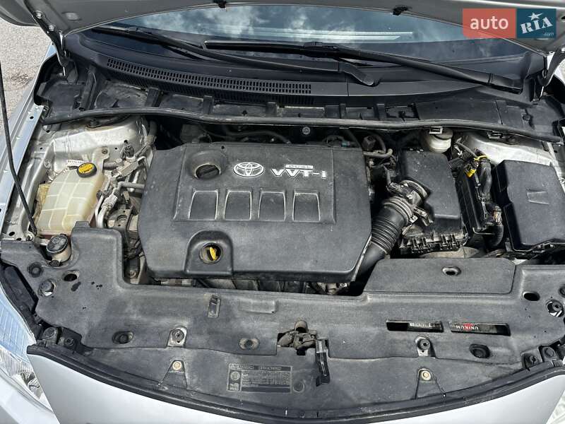 Седан Toyota Corolla 2008 в Запорожье