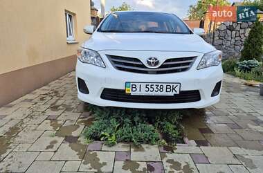 Седан Toyota Corolla 2011 в 