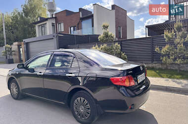 Седан Toyota Corolla 2009 в 