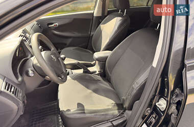 Седан Toyota Corolla 2009 в 