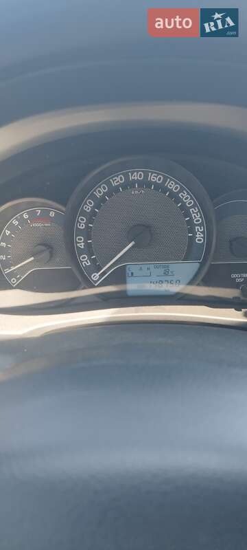 Седан Toyota Corolla 2014 в Одесі