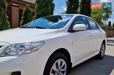 Седан Toyota Corolla 2012 в 