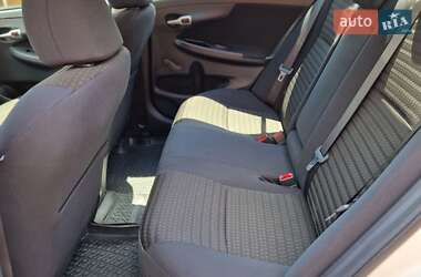 Седан Toyota Corolla 2012 в 