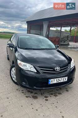 Седан Toyota Corolla 2011 в Коломые