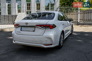 Седан Toyota Corolla 2020 в 