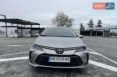 Седан Toyota Corolla 2021 в Виннице