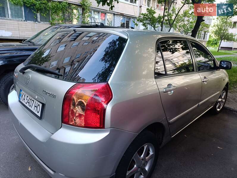 Хэтчбек Toyota Corolla 2006 в Киеве
