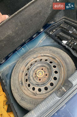 Седан Toyota Corolla 2003 в 
