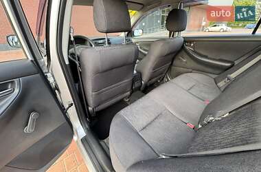 Седан Toyota Corolla 2002 в 