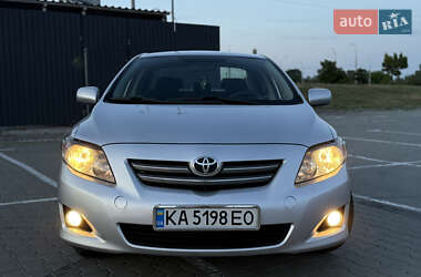 Седан Toyota Corolla 2007 в Киеве
