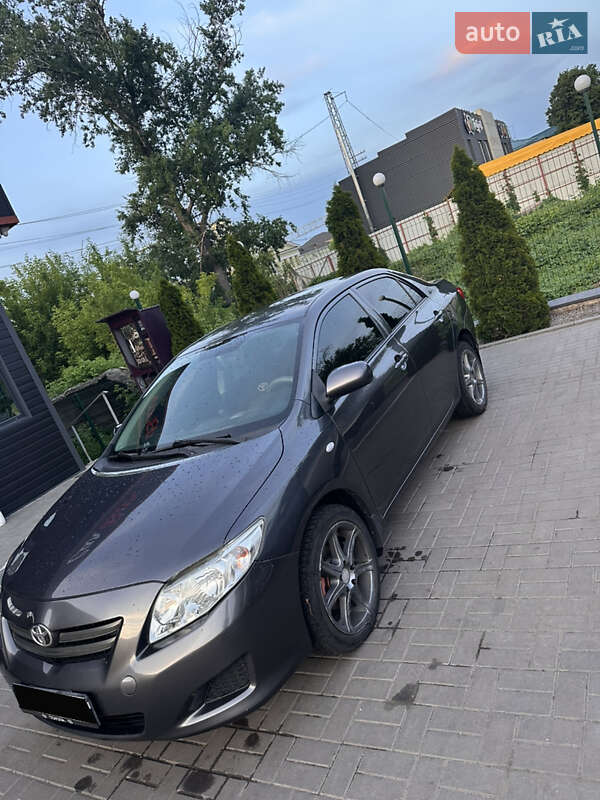 Седан Toyota Corolla 2008 в Лозовій