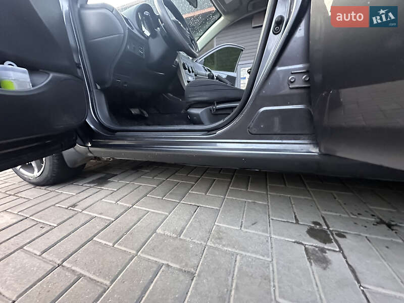 Седан Toyota Corolla 2008 в Лозовій