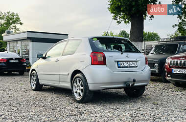 Хетчбек Toyota Corolla 2002 в 