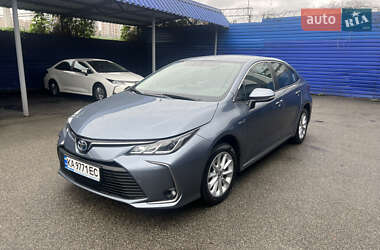 Седан Toyota Corolla 2021 в 