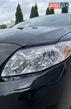 Седан Toyota Corolla 2007 в 