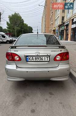 Седан Toyota Corolla 2003 в 