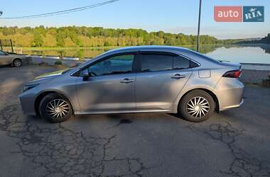 Седан Toyota Corolla 2020 в Ивано-Франковске
