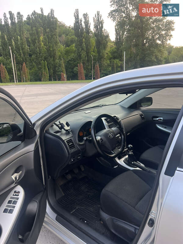 Седан Toyota Corolla 2011 в Каневі фото 11 Седан Toyota Corolla 2011 в Каневі