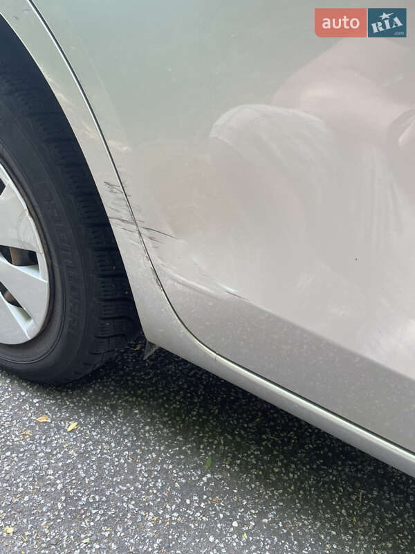 Седан Toyota Corolla 2017 в Умани