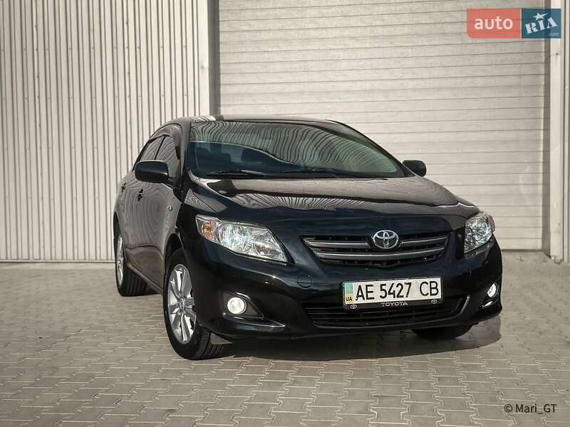 Седан Toyota Corolla 2007 в Дніпрі