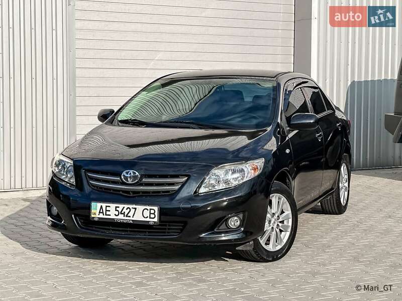 Седан Toyota Corolla 2007 в Дніпрі