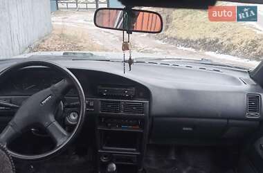Лифтбек Toyota Corolla 1988 в 
