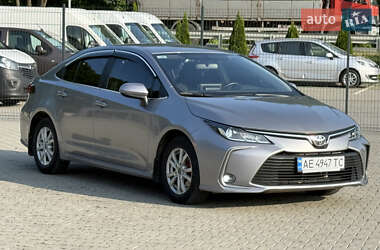 Седан Toyota Corolla 2020 в 