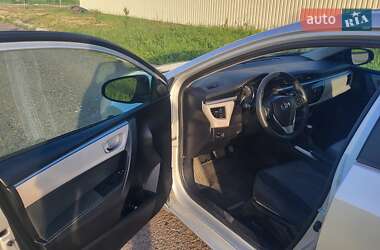 Седан Toyota Corolla 2016 в 
