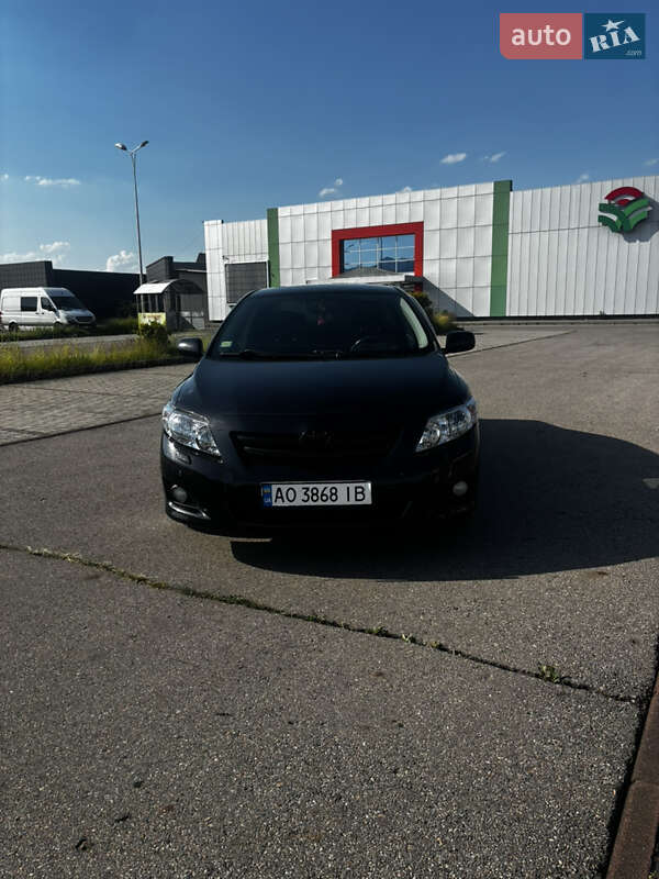 Седан Toyota Corolla 2007 в Тячеві