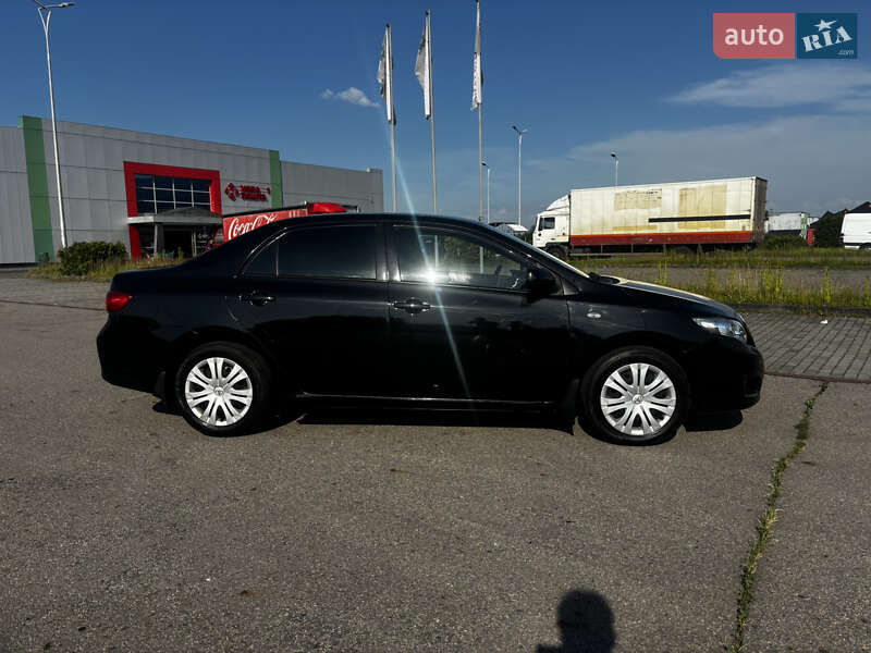 Седан Toyota Corolla 2007 в Тячеві