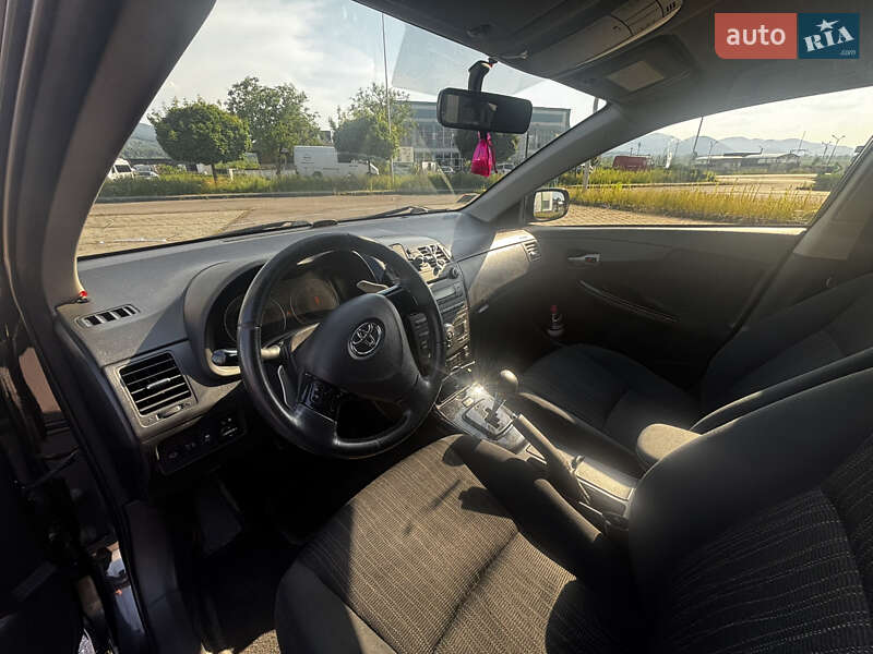 Седан Toyota Corolla 2007 в Тячеві