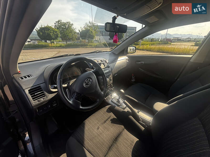 Седан Toyota Corolla 2007 в Тячеві