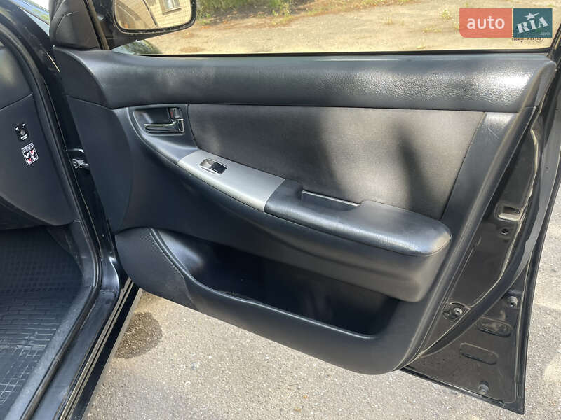 Седан Toyota Corolla 2006 в Одесі
