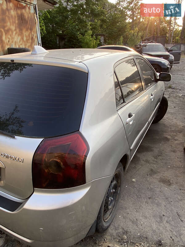 Хетчбек Toyota Corolla 2006 в Дніпрі
