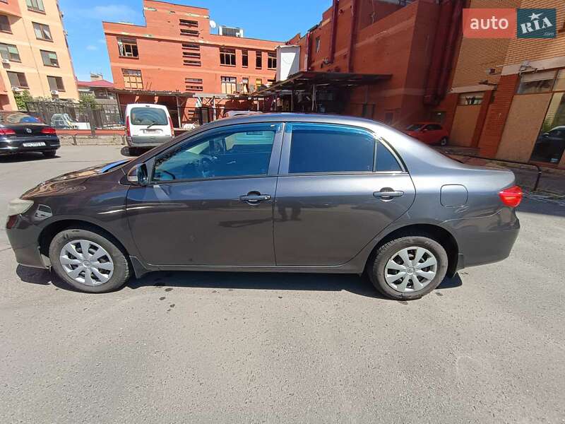 Toyota Corolla 2011