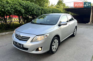 Седан Toyota Corolla 2008 в Києві