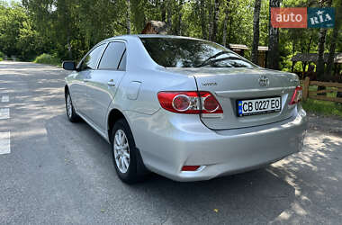 Седан Toyota Corolla 2012 в 