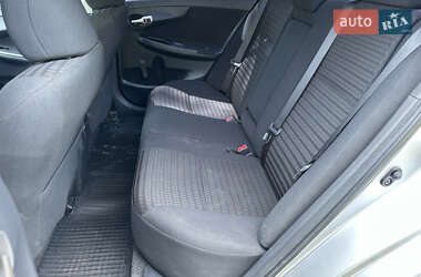 Седан Toyota Corolla 2012 в 