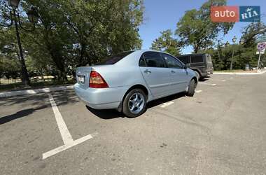 Седан Toyota Corolla 2005 в 