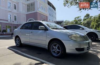 Седан Toyota Corolla 2005 в 