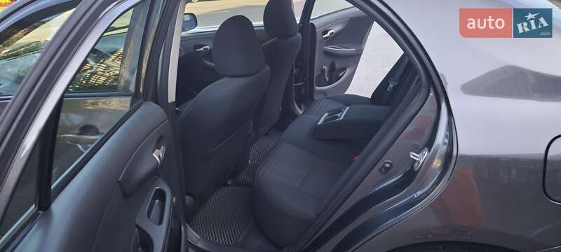 Седан Toyota Corolla 2007 в Харькове