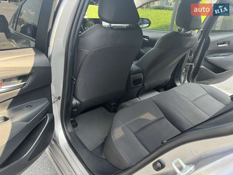 Седан Toyota Corolla 2020 в Виннице
