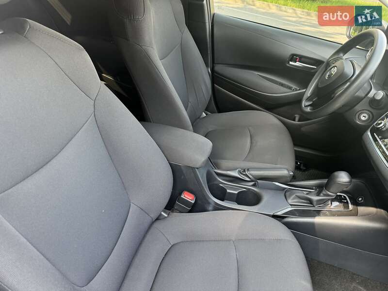 Седан Toyota Corolla 2020 в Виннице